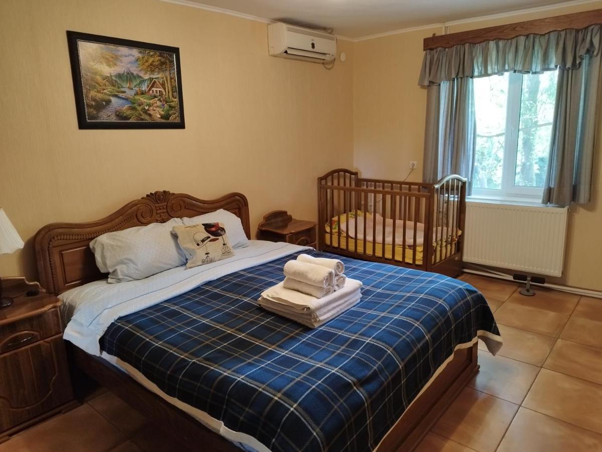 Country House Uliana Tskaltubo Bagian luar foto