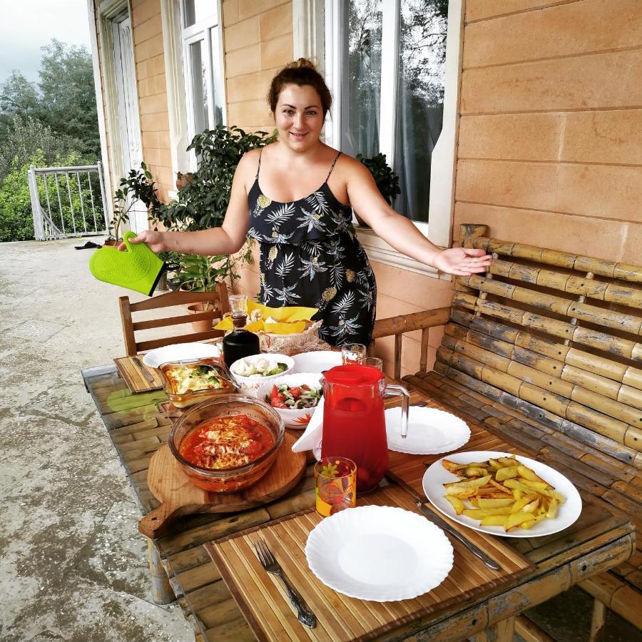 Country House Uliana Tskaltubo Bagian luar foto